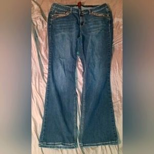 Earl Jeans
